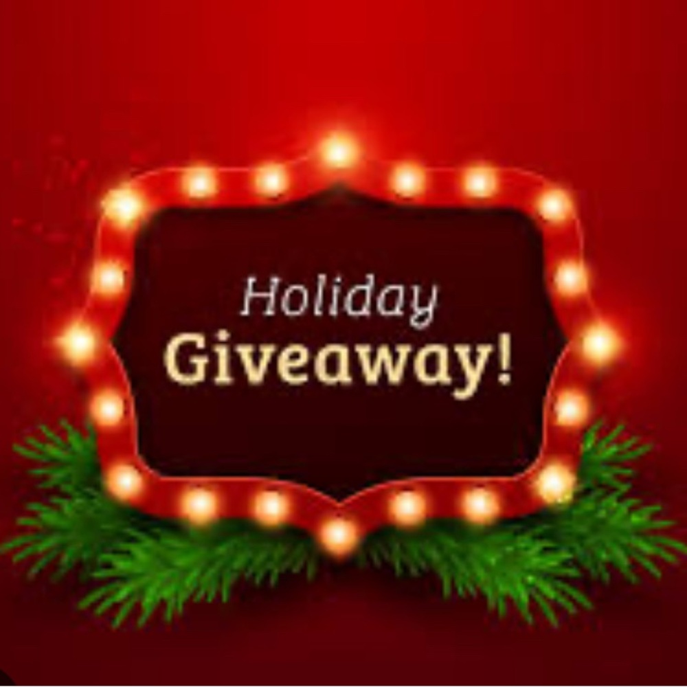 Hallow-Thanks-Mas Giveaway!